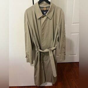 Burberry Men's Tan Trench Coat 54R